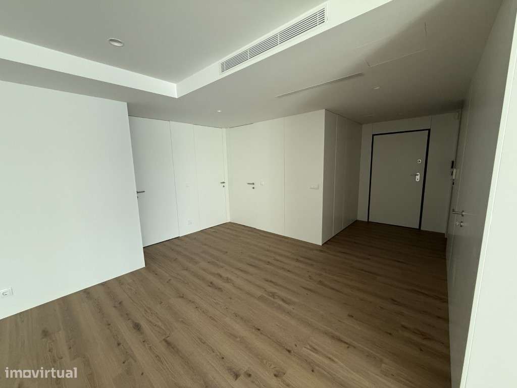 Apartamento T3 Venda Aveiro > Glória e Vera Cruz - Grande imagem: 2/12