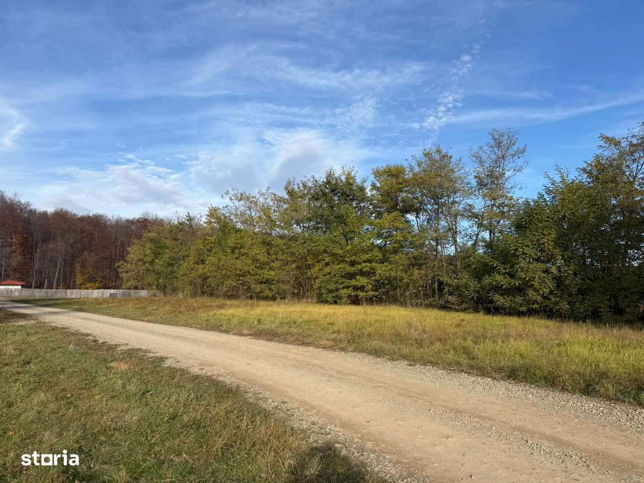 M.Dragomirna-Teren 2002mp, curent electric,pret 950E/ar.-5