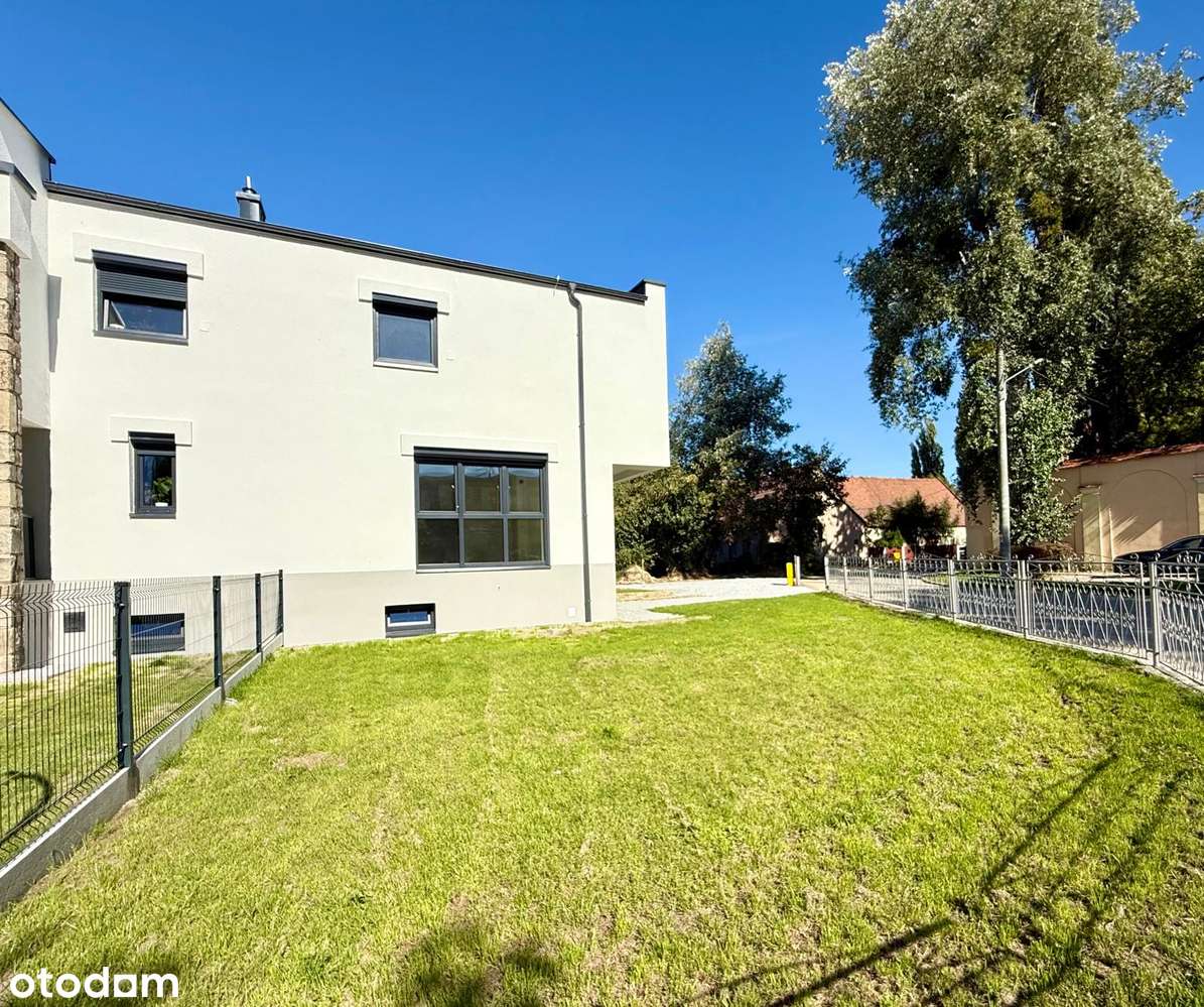 Nowoczesny dom z garażem i piwnicą - Pełny obrazek: 5/20