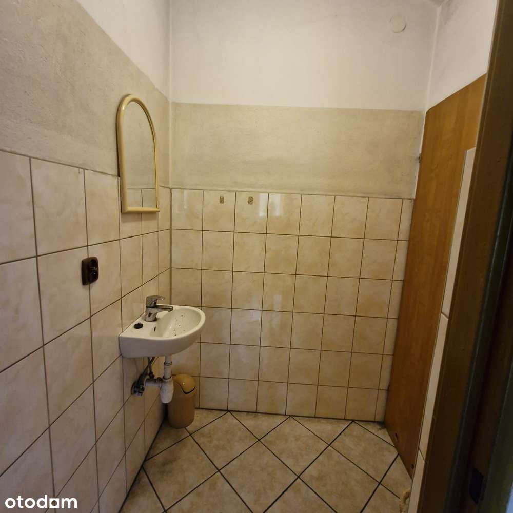 Wyposażony warsztat samochodowy przy drodze krajowej E4 – Podgrodzie-8