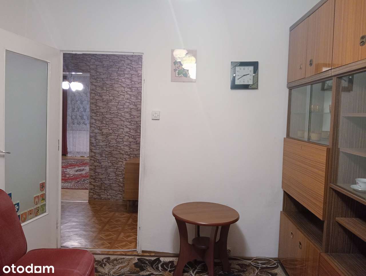 *Trzy pokoje, układ dwustronny, kameralny blok*-5