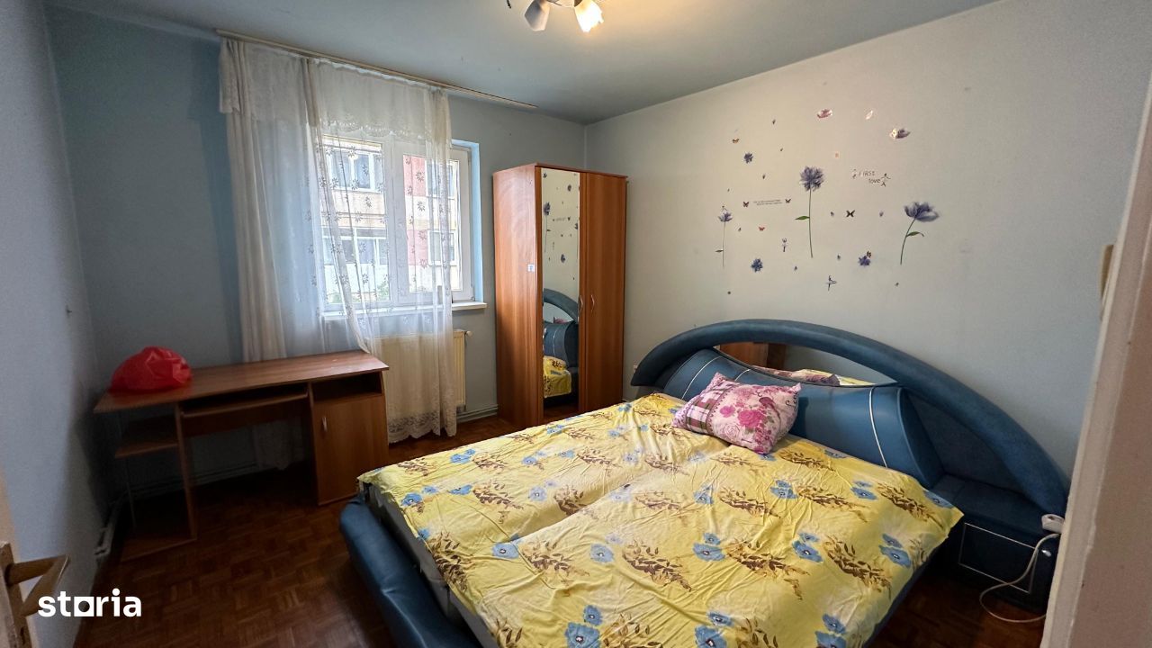 Apartament 3 camere decomandat etaj 3 cartier Strand Sibiu 82.900 euro