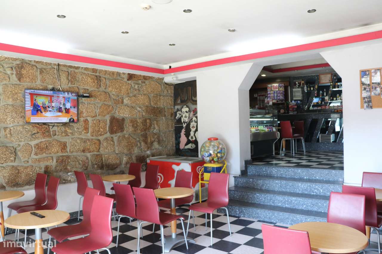 Café  Venda em Lustosa e Barrosas (Santo Estêvão),Lousada-6
