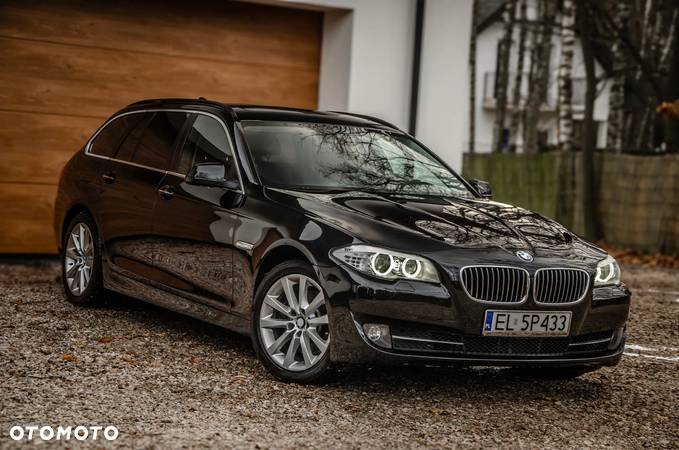 BMW Seria 5 525d xDrive - 1