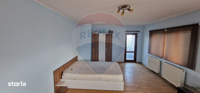 Vilă S+P+1E+M cu 7 camere de vânzare în TG. OCNA-5