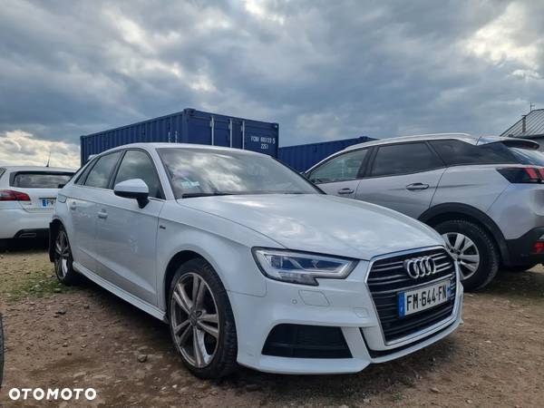 Audi A3 35 TFSI Sportback S line - 3