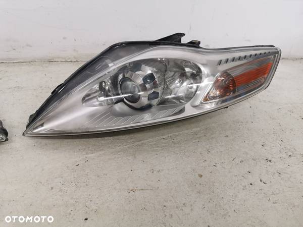 Lampa lewa, prawa Ford Mondeo mk4 lift Xenony - 2