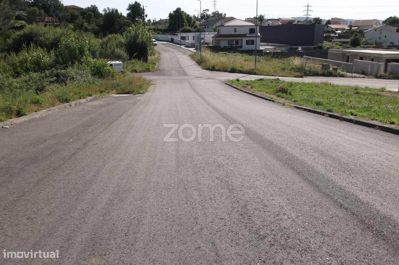 Terreno urbano no centro de Gião (Santa Maria da Feira)-8