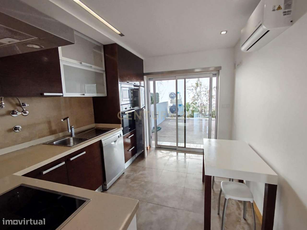 Moradia T3 com piscina e vista mar. - Grande imagem: 4/26