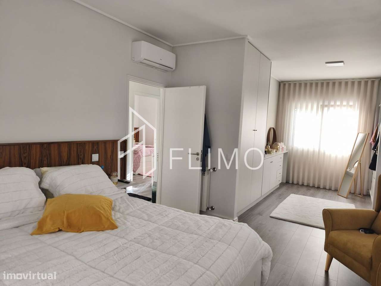 Moradia T4 em Arrifana-40