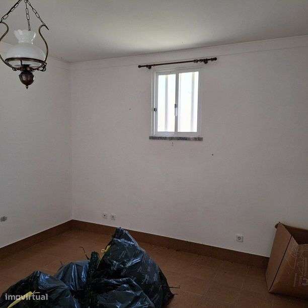 Excelente local habitacional-40