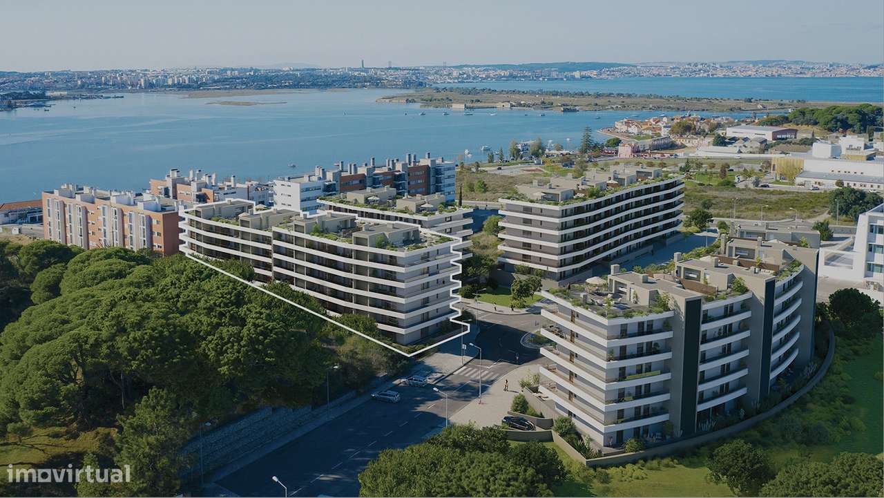 Excecional Apartamento T2- Empreendimento Seixal Baía-8