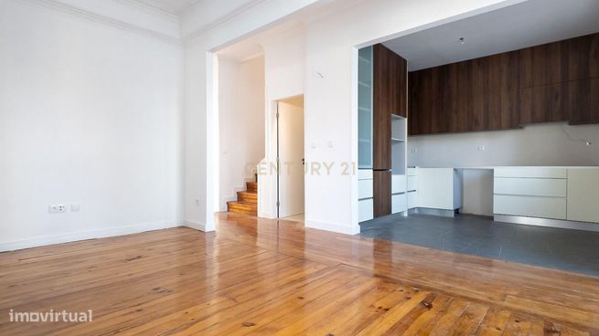 Espetacular Moradia com Vista para a Cidade no Porto T6 + dois T1 inde-2