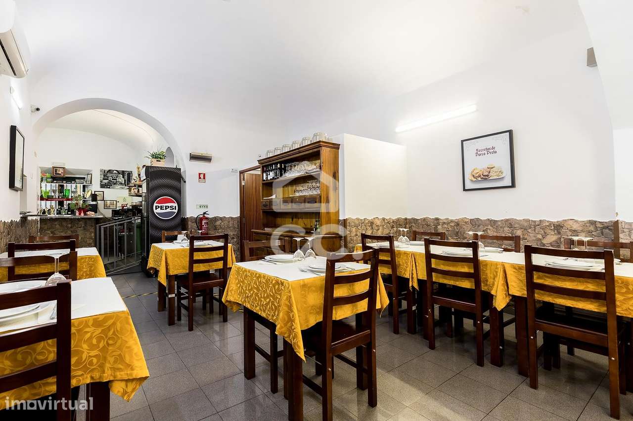 Trespasse de Negócio de Restauração c/ Moradia T3, no Centro Histórico-31