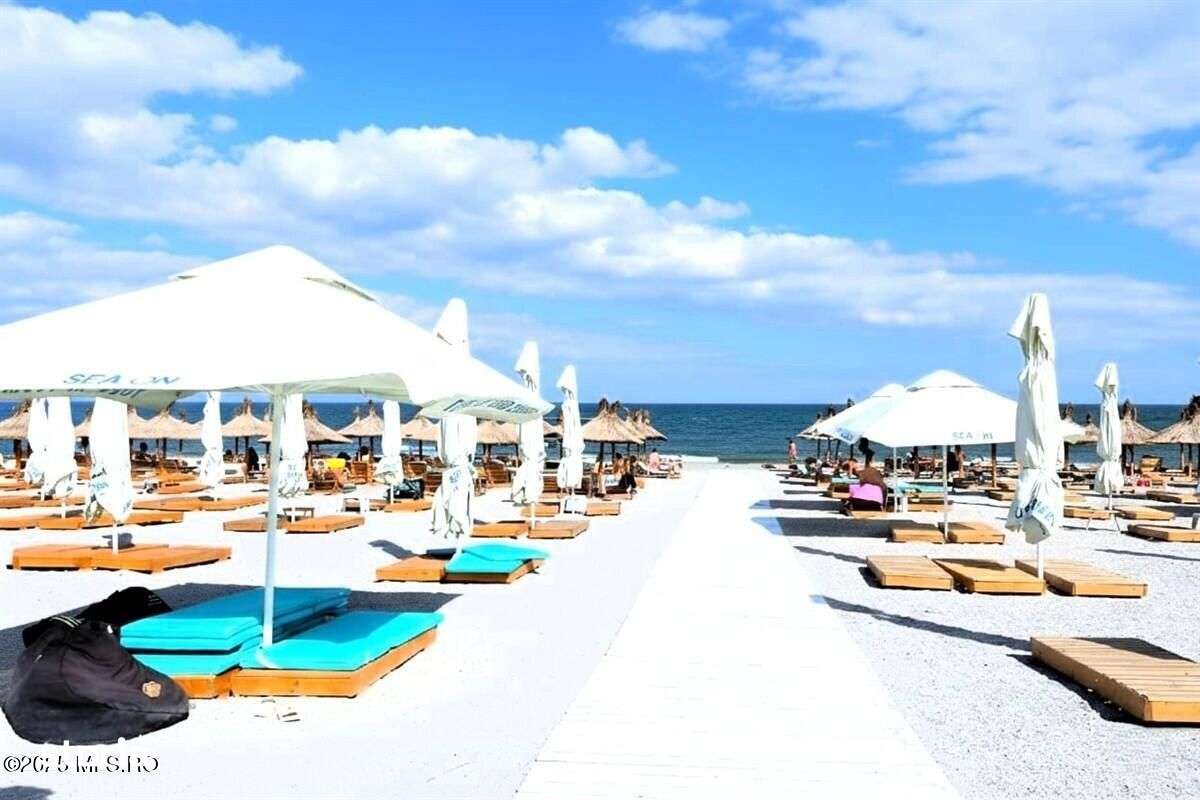 Sea On - Mamaia Nord, 3 camere, etajul 1, terasa cu vedere la mare! - Imagine principală: 4/20