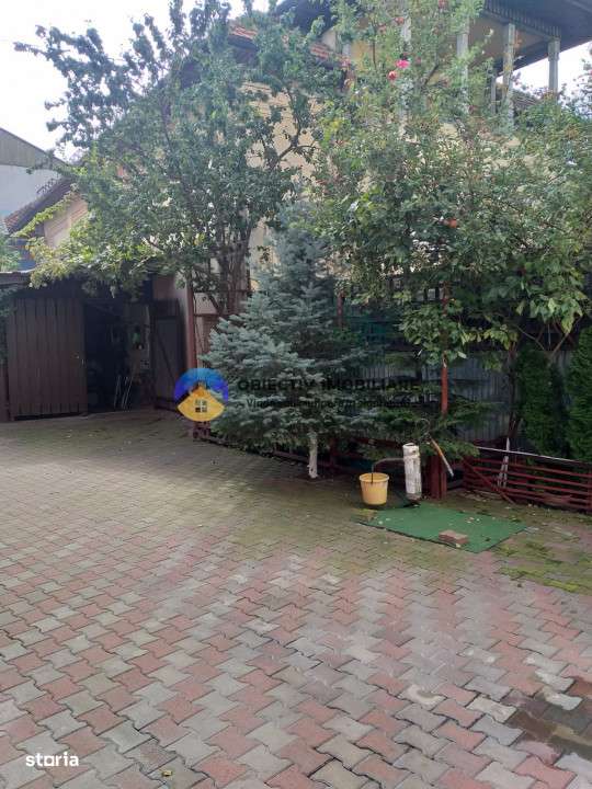 Casa + spatiu comercial la pret de apartament  ,  Precista - Piatra Ne-11
