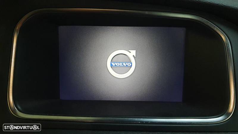 Volvo V40 2.0 D2 Momentum - 14