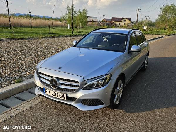 Mercedes-Benz C 220 d T 9G-TRONIC - 1