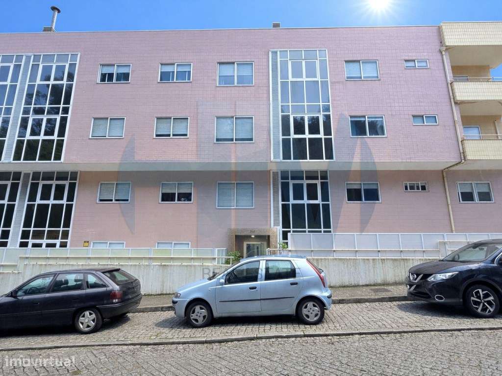 Apartamento T2 - Oliveira do Douro - Grande imagem: 2/16