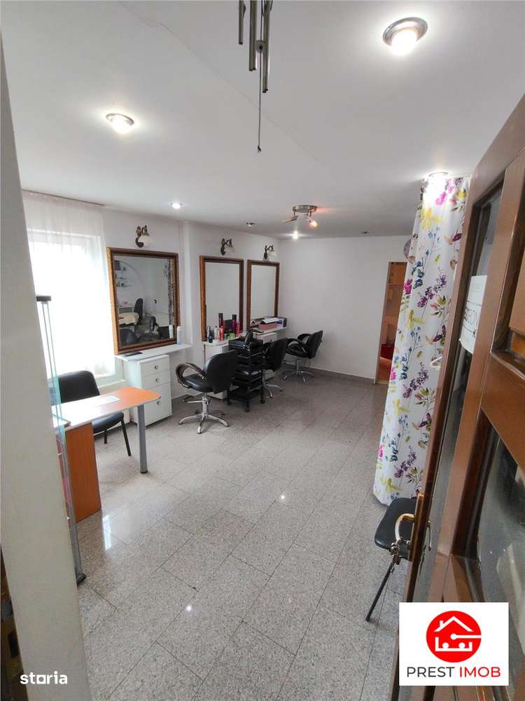Apartament si spatiu comercial de vanzare-8
