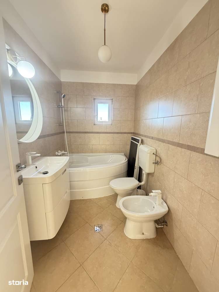 Vand apartament 2 camere transformat in 3 Dambovita 92000 euro-13