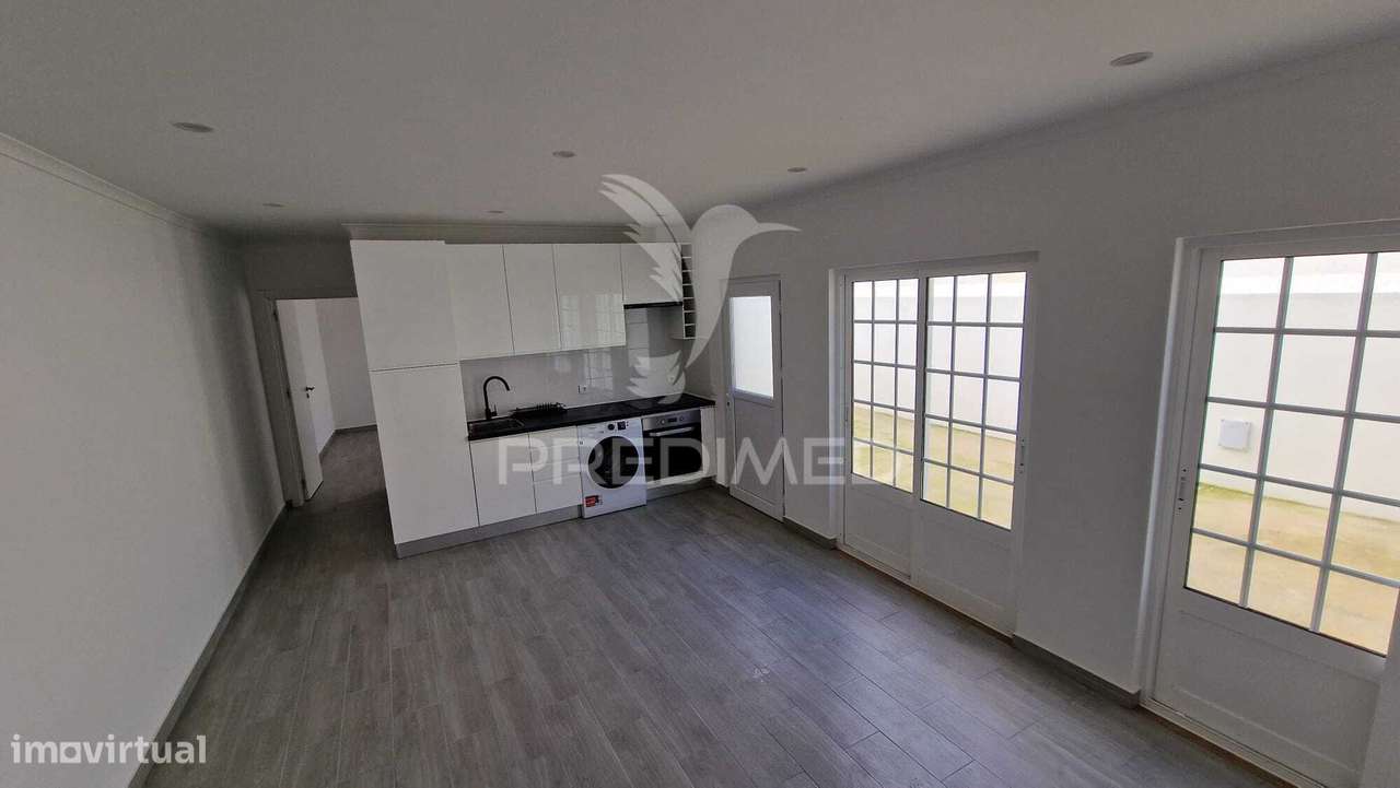 Moradia T1 no Cartaxo (Vila Chã de Ourique) - Grande imagem: 2/8