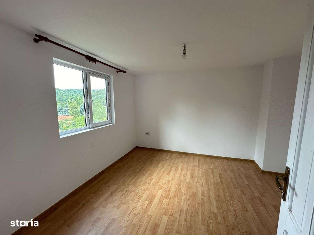 Anunț Vânzare Casă cu Etaj - Stațiunea Slănic Prahova-8