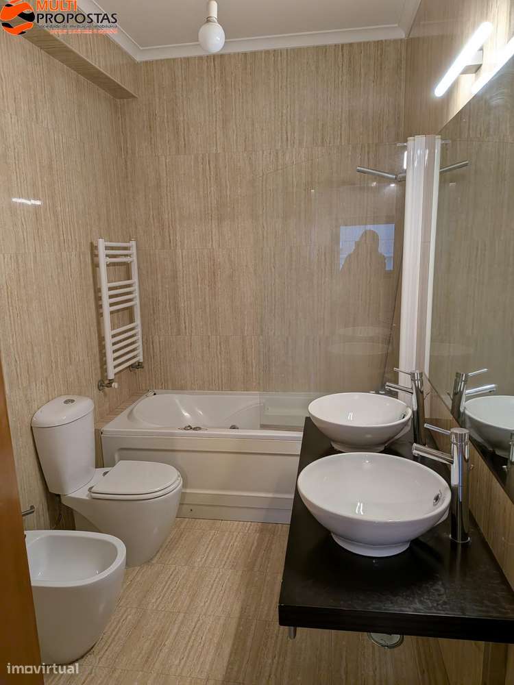 T2 C/ TERRAÇO - S. VICENTE (D.DIOGO)-37