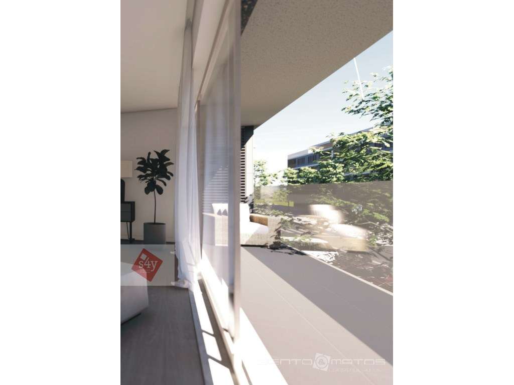 Dúplex T4 com Garagem - Novo - Montijo!-9