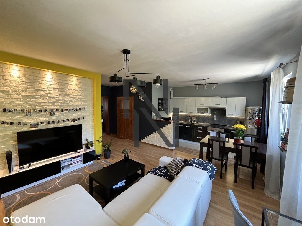 53 m2 / 2 pokoje + balkon + piwnica/ Maślice