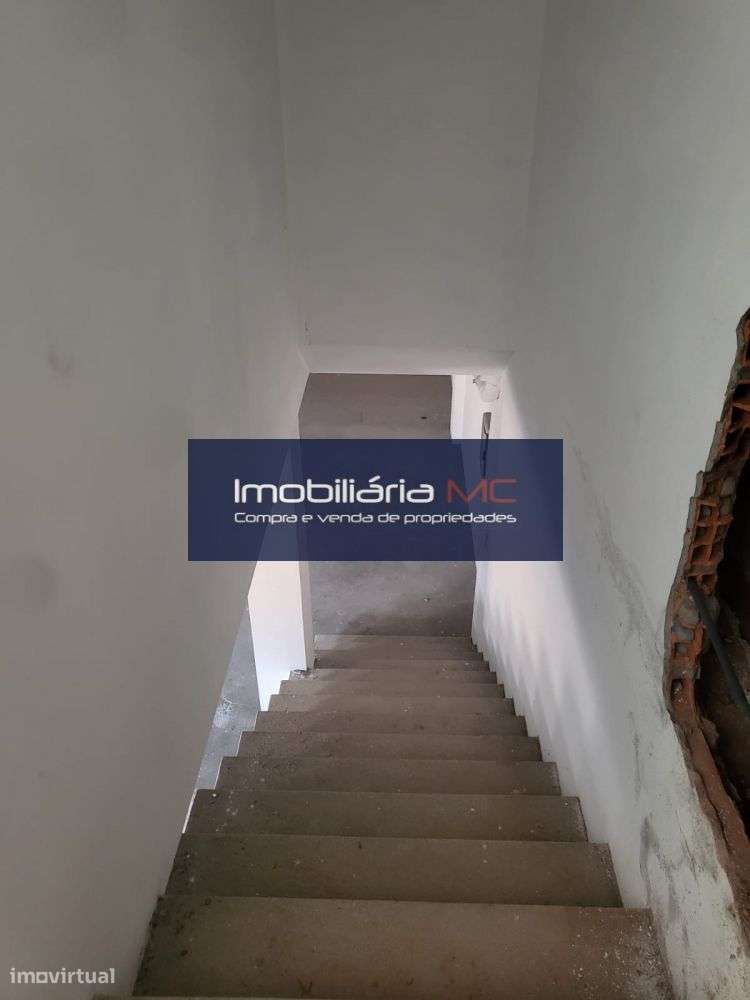 Loja com  viabilidade para transformar em apartamento - Grande imagem: 4/6