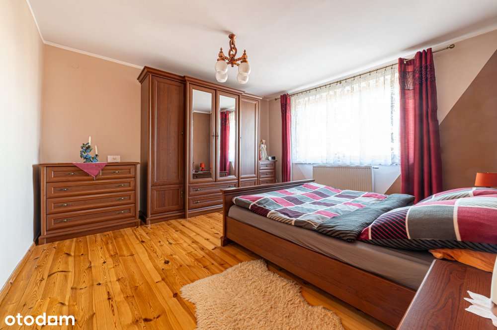 Dom wolnostojący w Starej Górze.-7