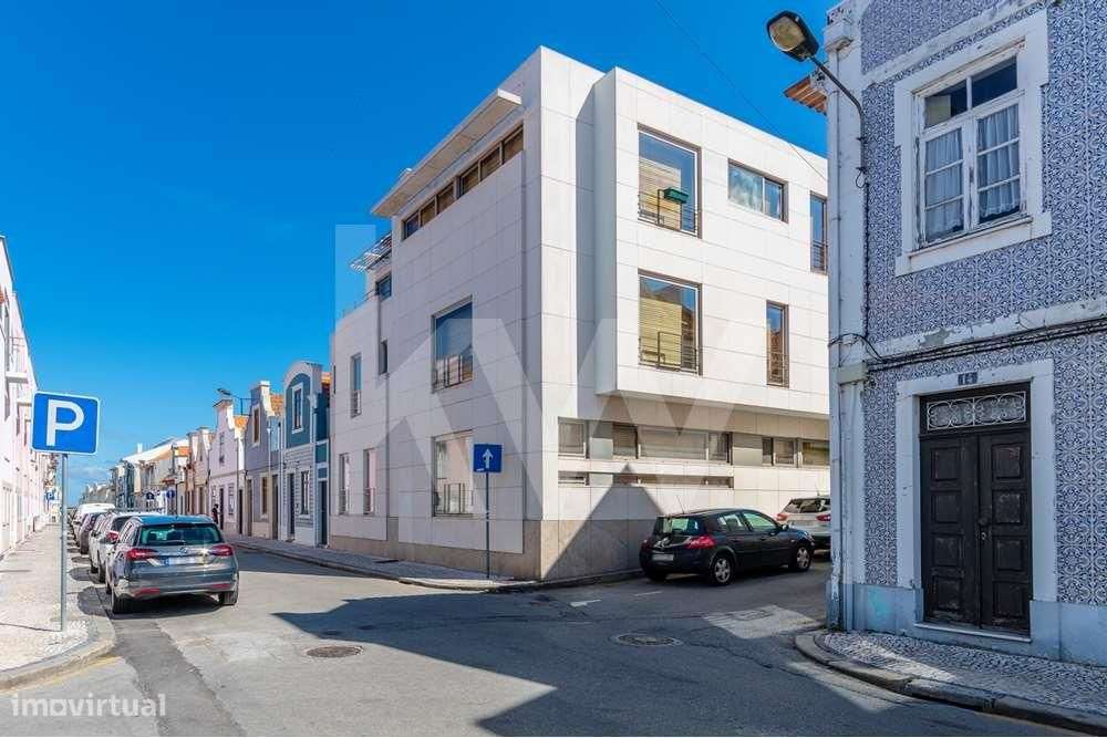 Moradia T3+1 no Bairro da Beira Mar, centro Aveiro-36