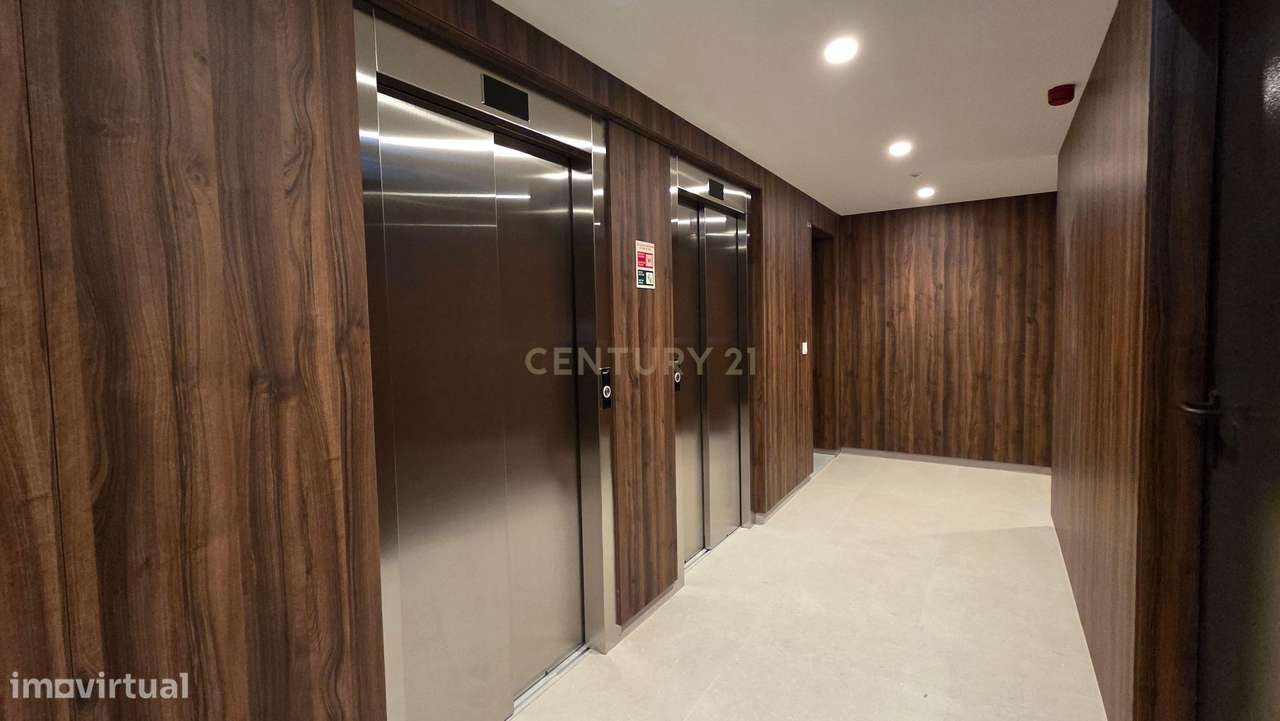 Apartamento T2 Lavandeira Gaia com Vistas-30