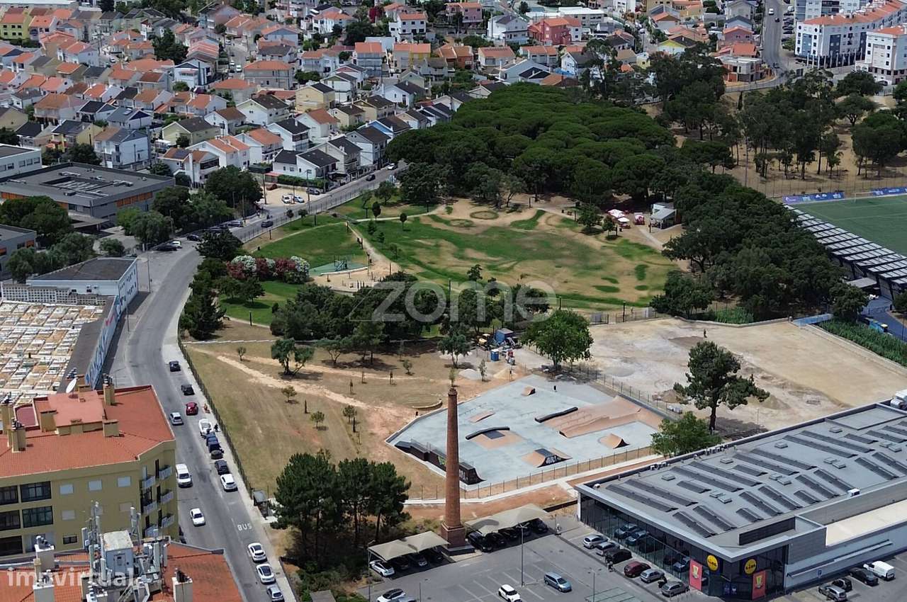 Apartamento T2 com logradouro e anexo.-34