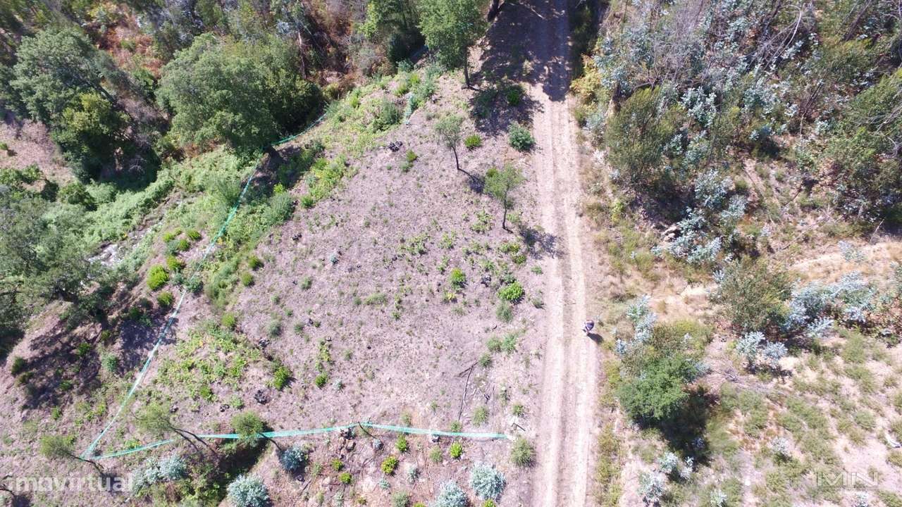 Terreno Exclusivo de 1.600 m² com Vista Panorâmica para o Rio Douro |-8