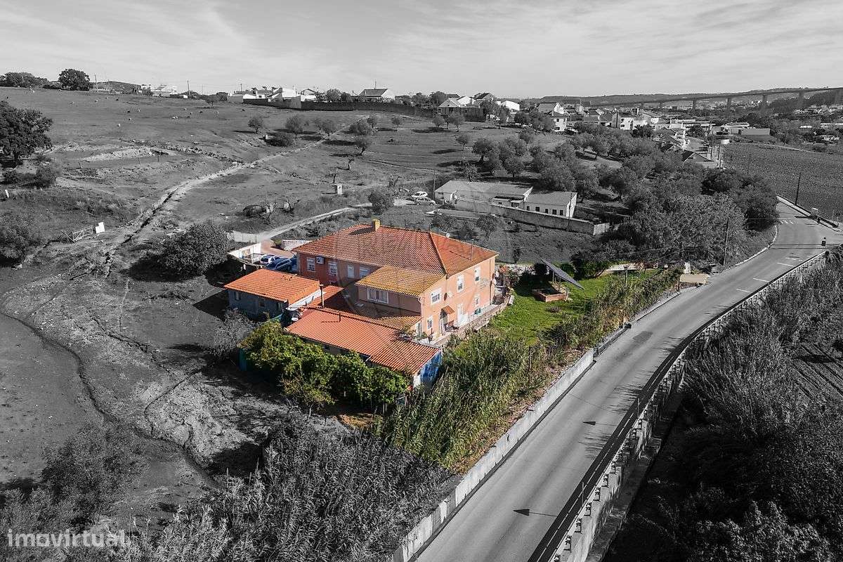 Moradia T14 para venda - Grande imagem: 2/8