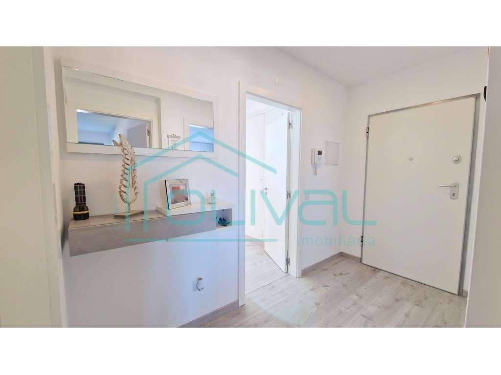 T3 Semi-Novo com Varandas, Box e Excelentes Acabamentos | Urbanizaç...-11