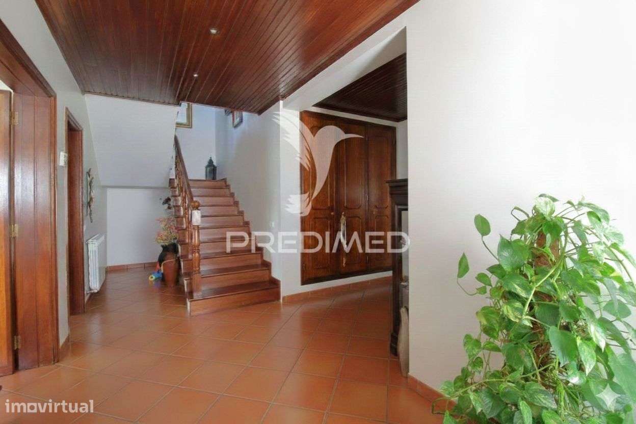 Moradia T4 em Esgueira a 3 km do centro de Aveiro - Grande imagem: 3/27