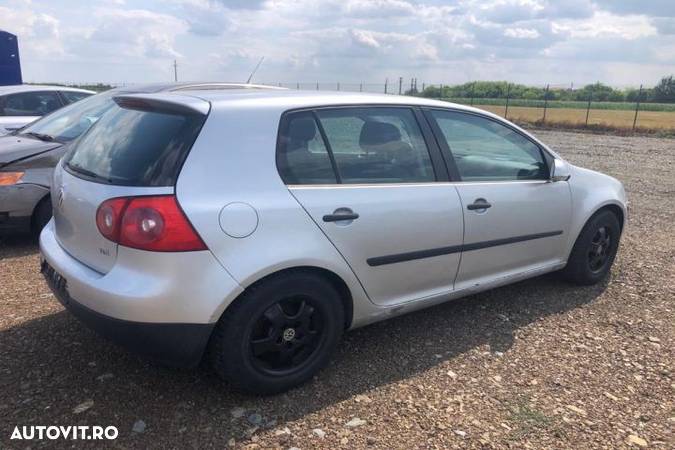 Punte fata Volkswagen VW Golf 5  [din 2003 pana  2009] seria Hatchback 5-usi 1.9 TDI 5MT (105 hp) - 3