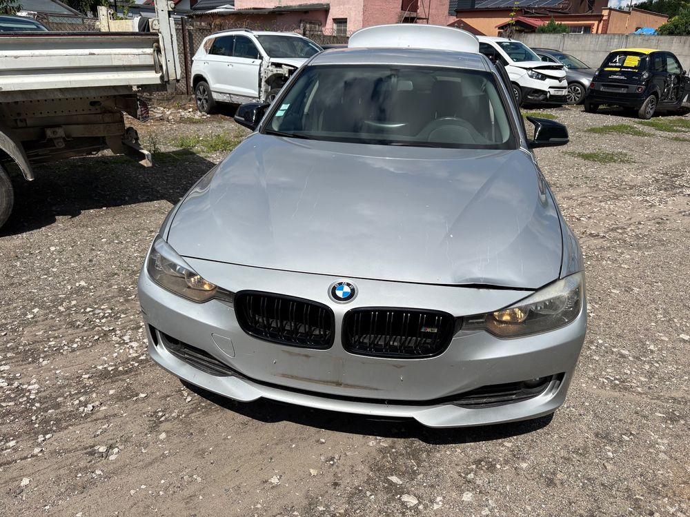 BMW 3 Series F30/F31 318d Luxury Line 2012
