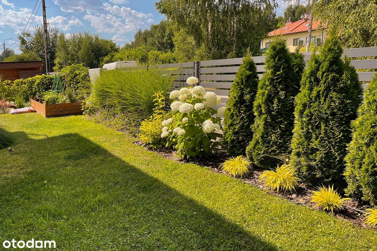 Dom w zielonym i cichynm zakątku-14