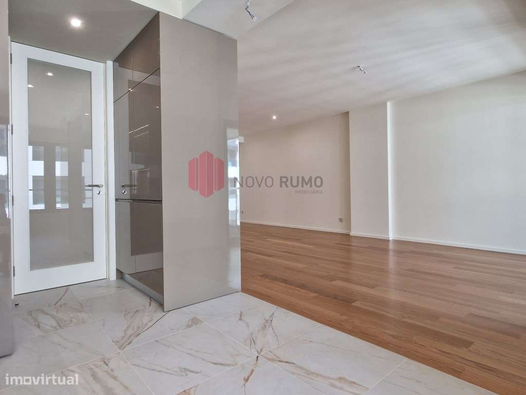 Apartamento T3 novo com terraço no centro da Maia pronto a habitar.-4