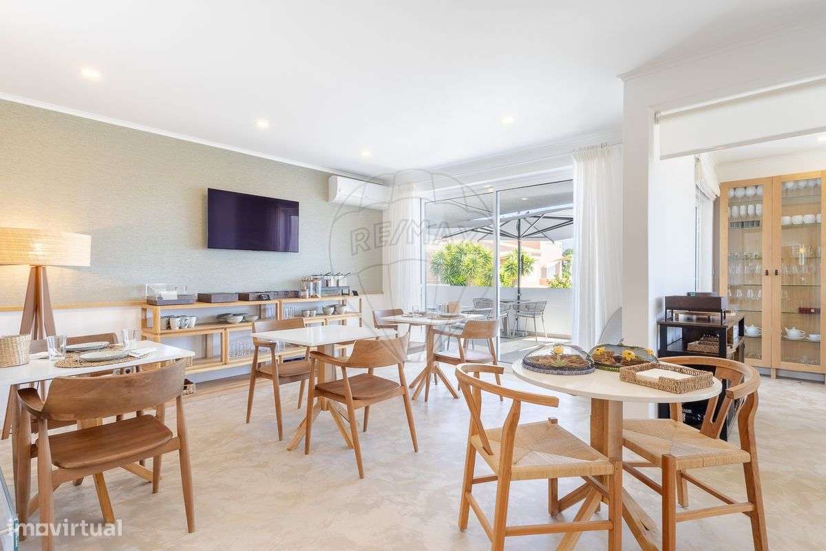 Moradia T7 para venda - Grande imagem: 4/32