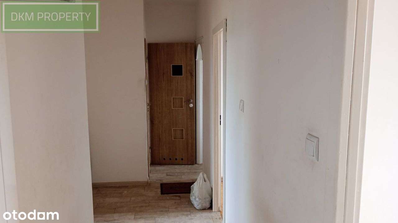 Mam przyjemność zaprezentować państwu trzypokojowe-9