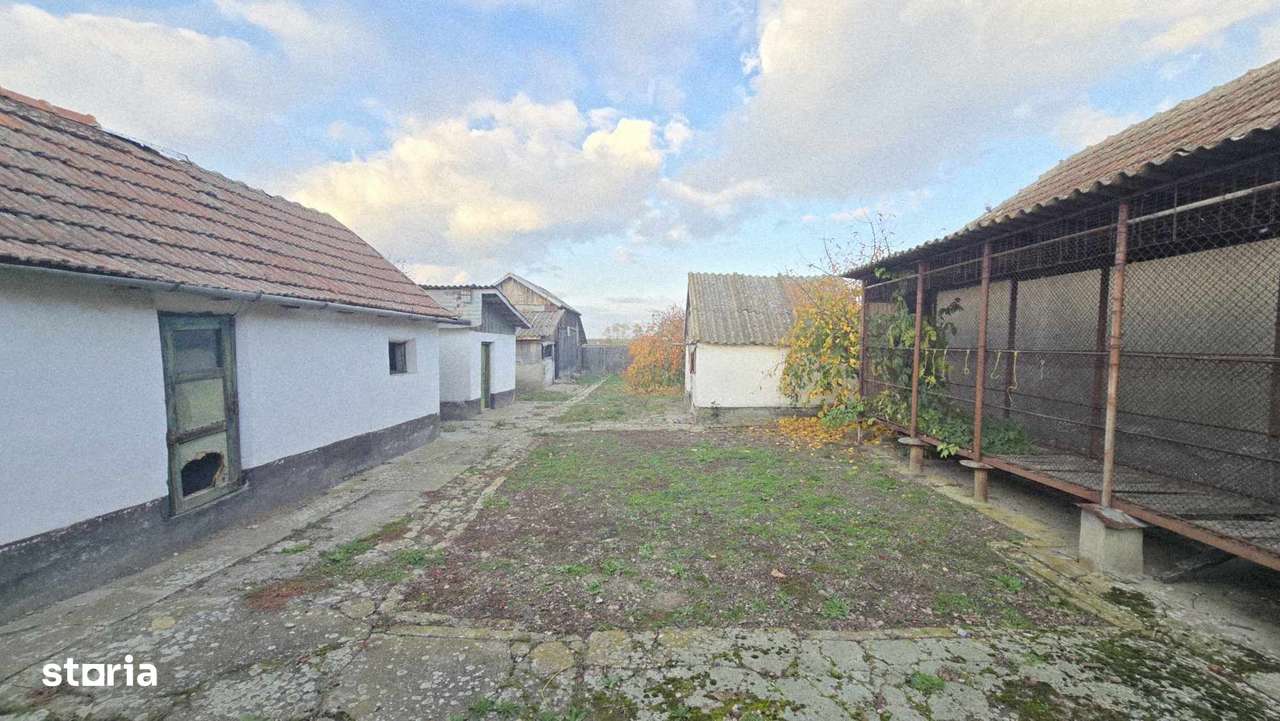 Casă de vânzare, loc. Cefa-13