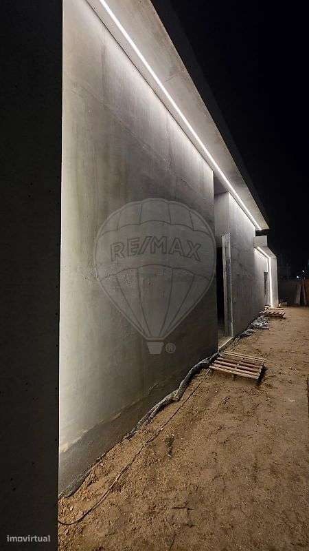 Moradia T3 para venda - Grande imagem: 1/13