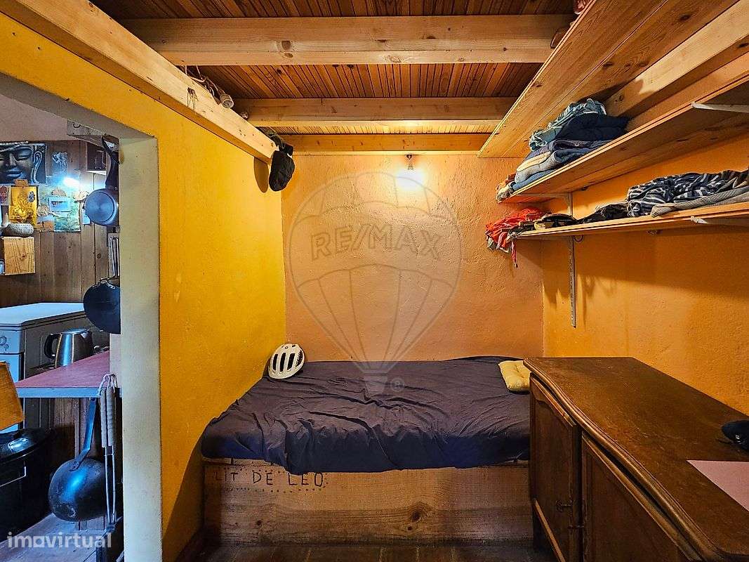 Moradia T4 para venda-7