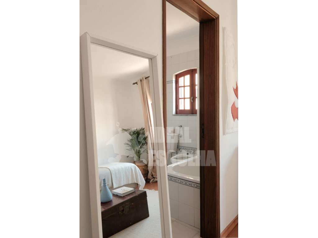 EXCELENTE MORADIA -850.000 €
 MUITO PERTO DAS PRAIAS ...
 BELVERD...-30