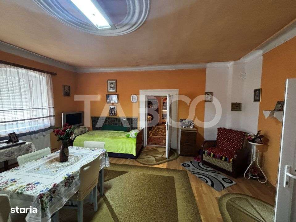 Casa saseasca de vanzare + bonus doua terenuri Seica Mare Sibiu-7
